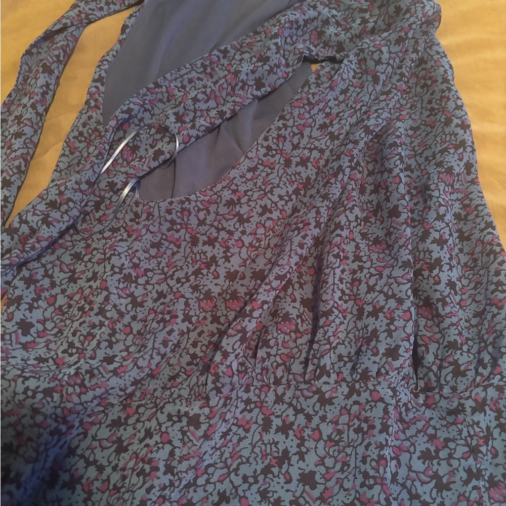 TCEC Blue Floral Long Sleeve Dress - Picture 3 of 3